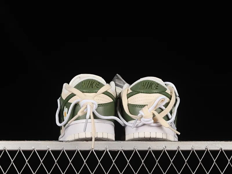 All categories Nk SB Dunk series Nk SB Dunk Low low-top sneakers Nk Dunk Low LOVE floral green customized version of deconstructed strap casual sneakers DH9765-100